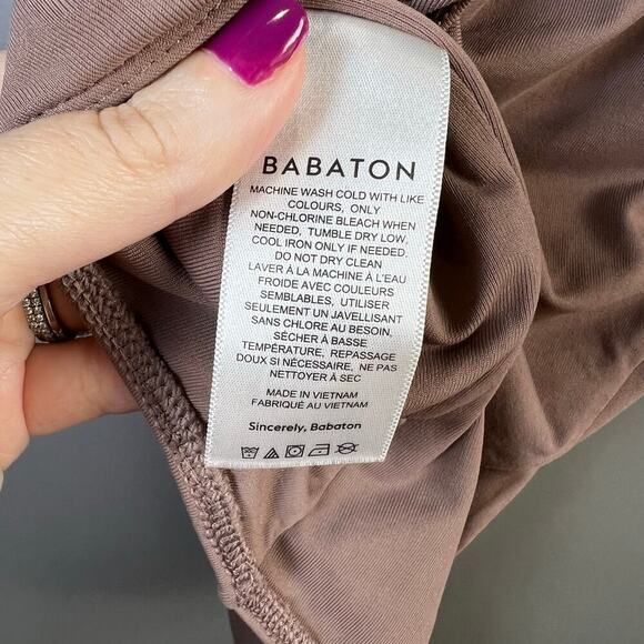 Aritzia Babaton Scoop Neck Body Suit Size Medium - Picture 4 of 6